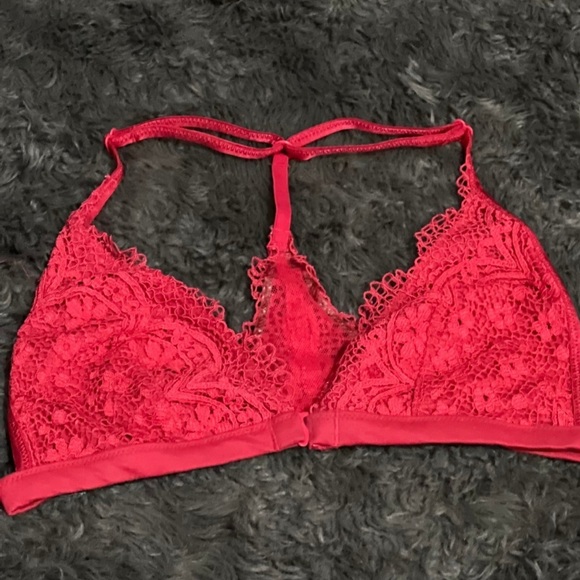 Victorias Secret Lace Bralette Size Small (RED) - Picture 1 of 7